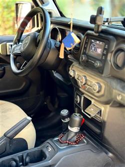 جیپ رانگلەر